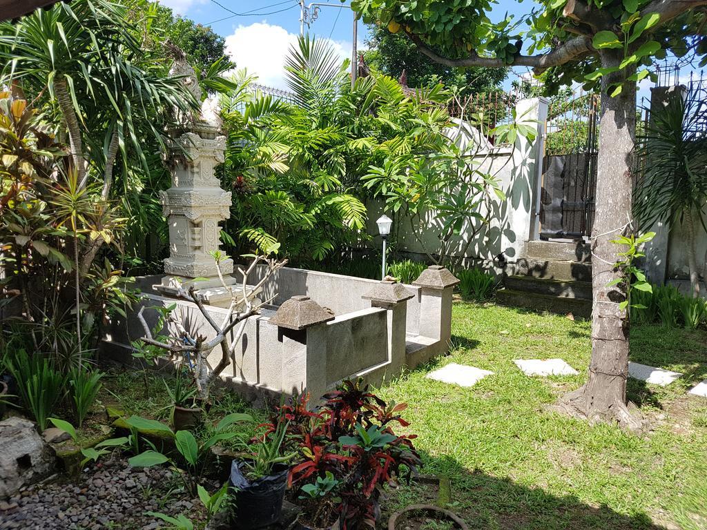 Villa Bale Seni Mataram Exterior foto