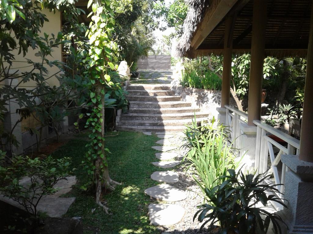 Villa Bale Seni Mataram Exterior foto